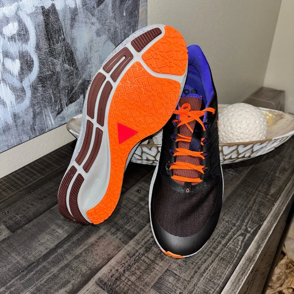 Nike Air Zoom Pegasus 38 Shield Mens SZ11.5 XE Black/Orange/Total Eclipse color - Picture 8 of 13